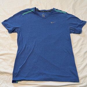 Nike Men's Blue and Green Short Sleeve Tee